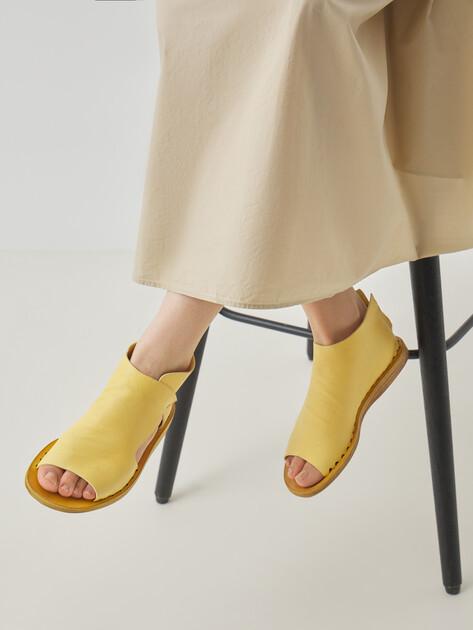 OFFICINE CREATIVE Sandals (upper and sole made of genuine leather)