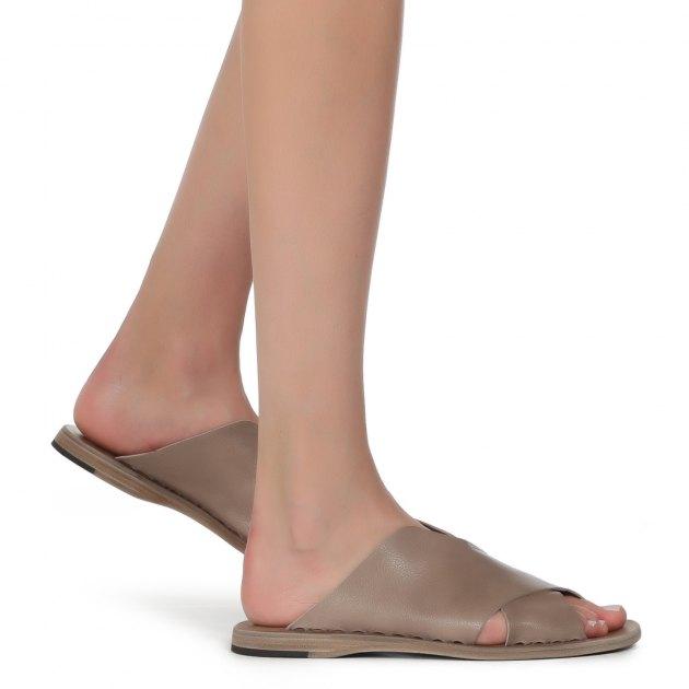 OFFICINE CREATIVE Flip-flops (upper and sole made of genuine leather)