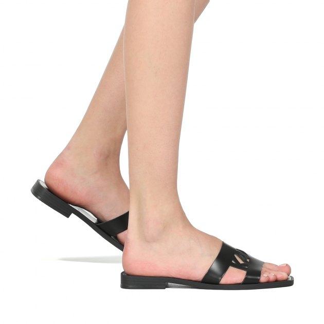 KARL LAGERFELD SKOOT II Karl Kut-Out Slides (genuine leather)