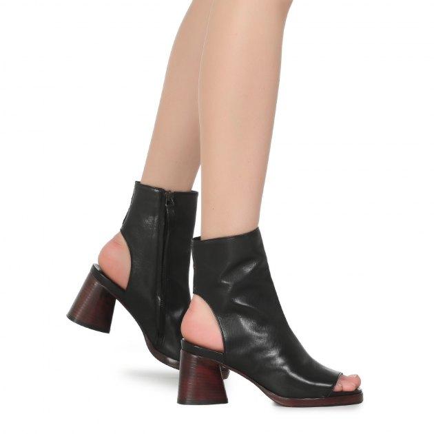 ERNESTO DOLANI Sandals (upper and sole made of genuine leather)