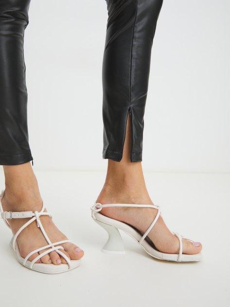 CALZETTI Skinny trousers (faux leather)