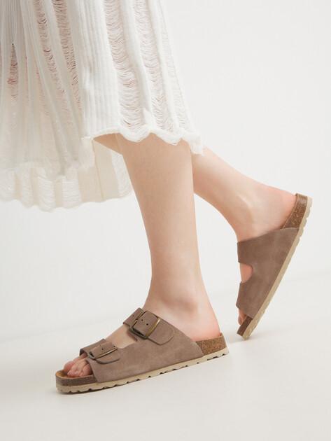 CREATIVO SPAIN Flip-flops (natural suede)