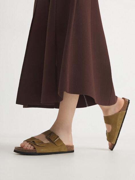 CREATIVO SPAIN Flip-flops (natural suede)