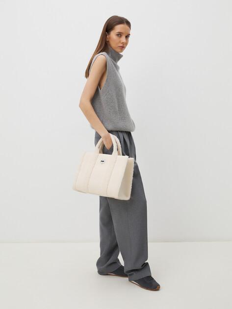 KARL LAGERFELD Tote k/ikonik 2.0 choup shear shop (cotton/faux fur)