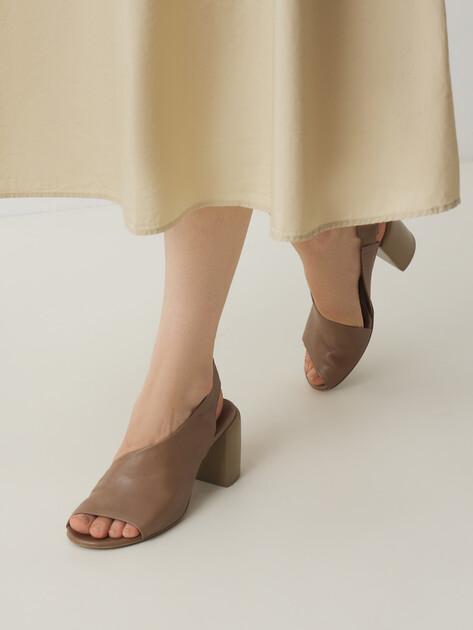 OFFICINE CREATIVE Sandals (upper and sole made of genuine leather)