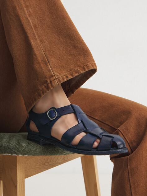 OFFICINE CREATIVE Sandals (upper and sole made of genuine leather)