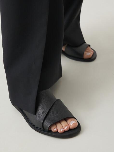 OFFICINE CREATIVE Sandals (upper and sole made of genuine leather)