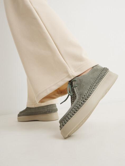 OFFICINE CREATIVE Low shoes (natural suede)