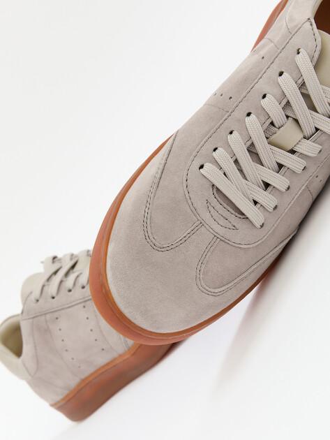 MAISON DAVID Sneakers (natural suede/natural rubber sole)