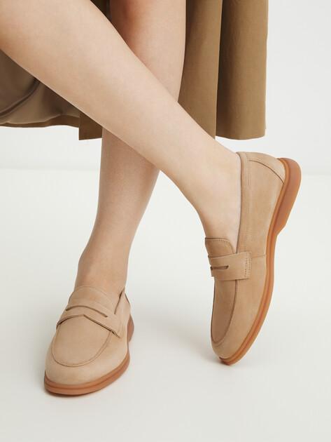 MAISON DAVID Loafers (natural suede/natural rubber sole)