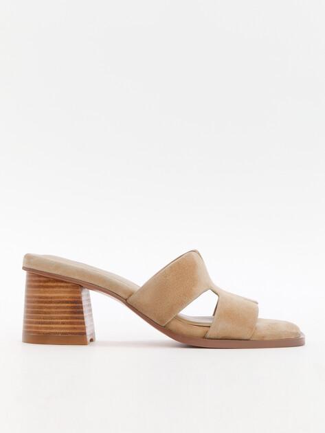 TENDANCE Mules (natural suede)
