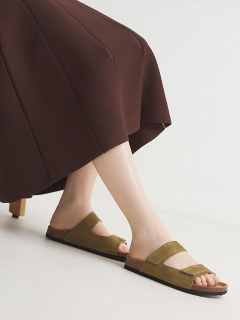 CREATIVO SPAIN Flip-flops (natural suede)