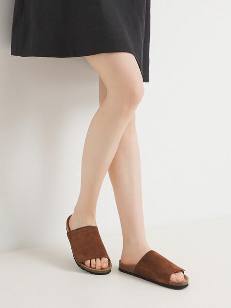 CREATIVO SPAIN Flip-flops (natural suede)