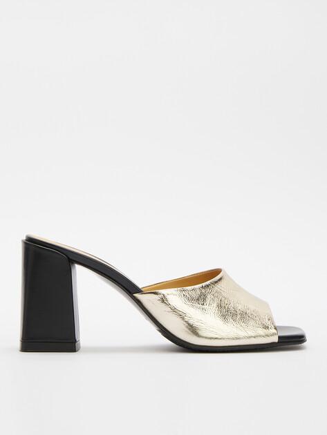 GIOVANNI FABIANI Mules (upper and sole made of genuine leather)