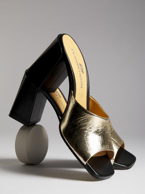 GIOVANNI FABIANI Mules (upper and sole made of genuine leather)