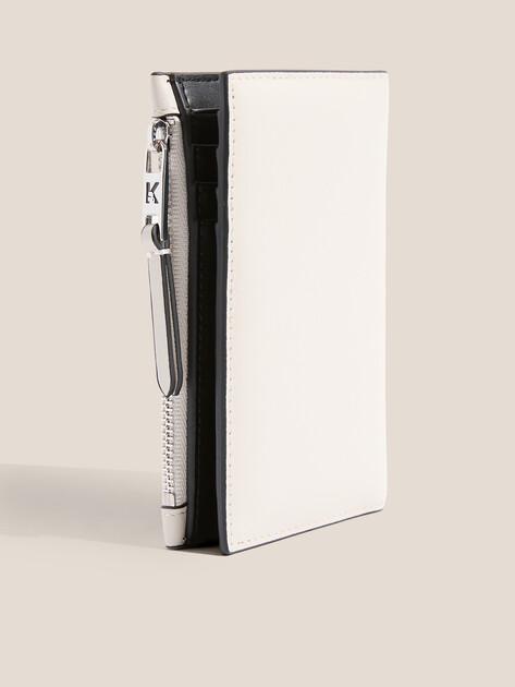 KARL LAGERFELD Портмоне k/signature slim bifold wallet (натуральная кожа/текстиль)