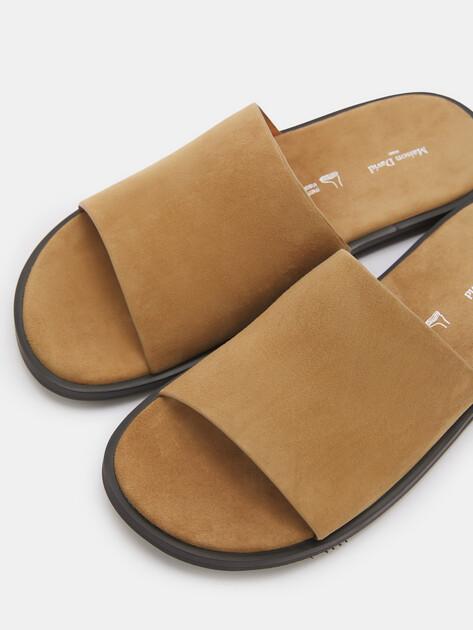 MAISON DAVID Slippers (natural suede)