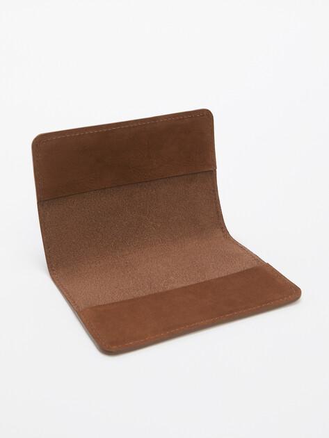 MAISON DAVID Passport Cover (Nubuck Leather)