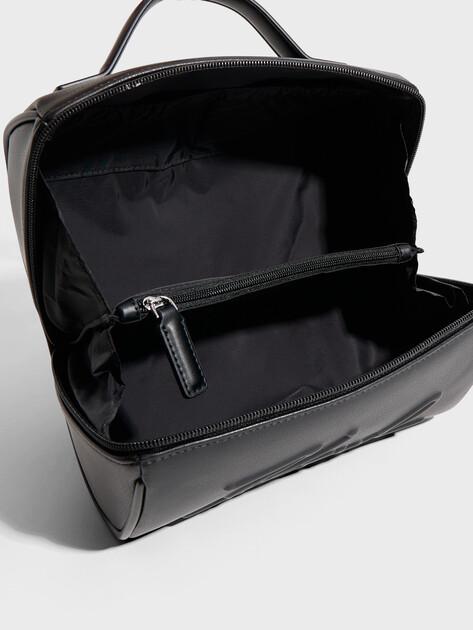 KARL LAGERFELD k/ville washbag (faux leather)