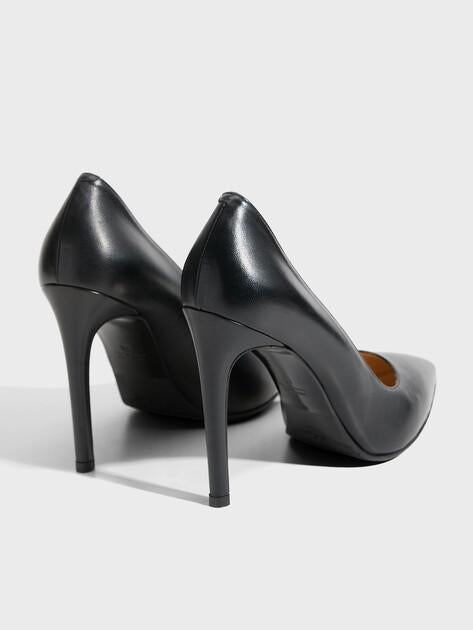 GIOVANNI FABIANI Shoes (upper and sole made of genuine leather)