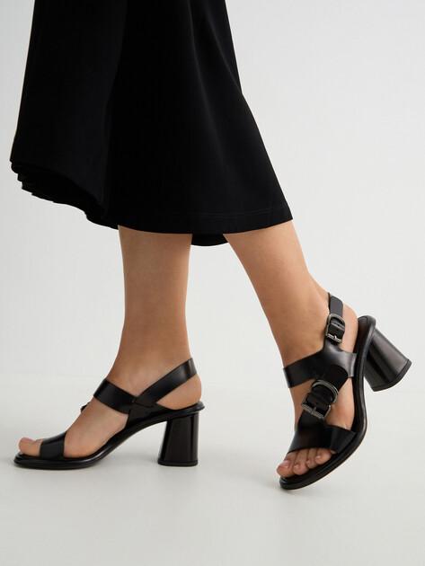 LORIBLU Sandals (upper and sole made of genuine leather)