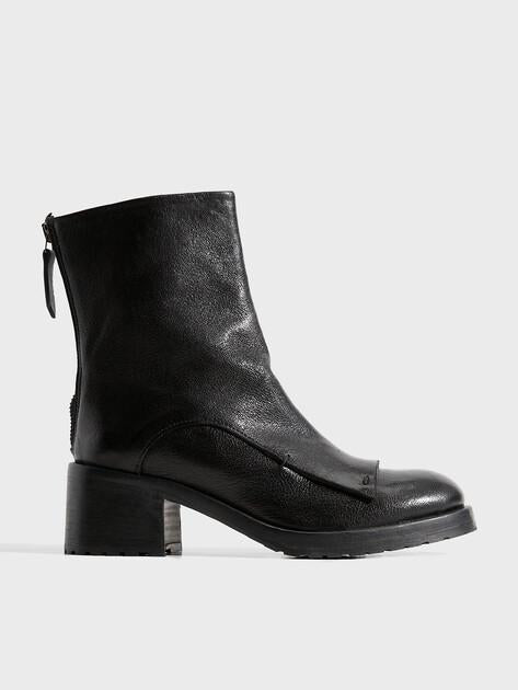 ERNESTO DOLANI Ankle boots (upper and sole made of genuine leather)