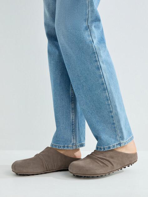 ERNESTO DOLANI Flip-flops (natural suede)