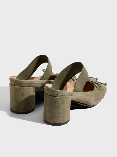 TENDANCE Mules (natural suede)