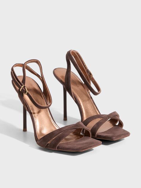 TENDANCE Sandals (natural suede)