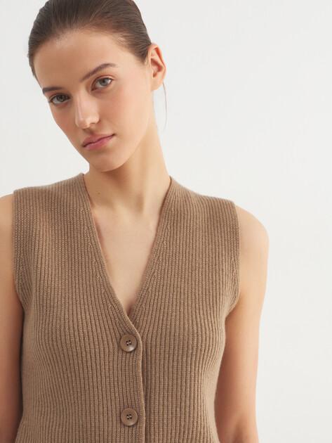 MAISON DAVID Vest (natural wool)