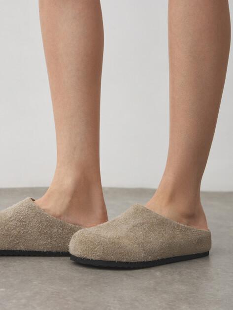 TENDANCE Slippers (natural suede)