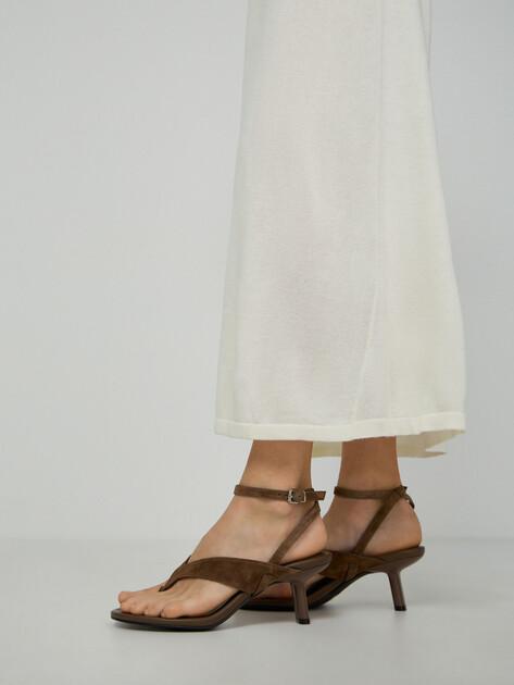 TENDANCE Sandals (natural suede)