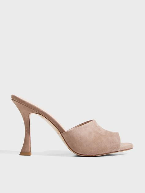 MAISON DAVID Mules (natural suede)