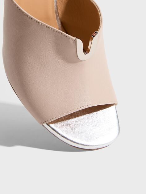 GIOVANNI FABIANI Mules (upper and sole made of genuine leather)