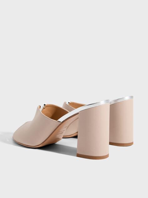 GIOVANNI FABIANI Mules (upper and sole made of genuine leather)
