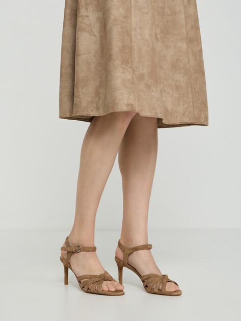 TENDANCE Sandals (natural suede)