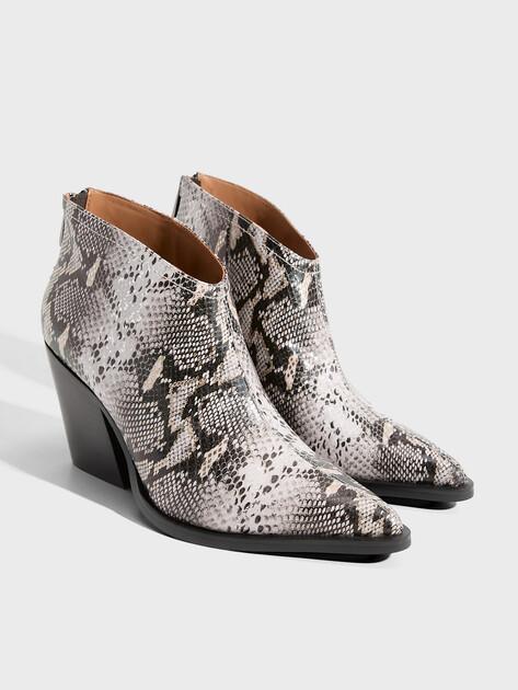 TENDANCE Казаки (натуральная кожа)